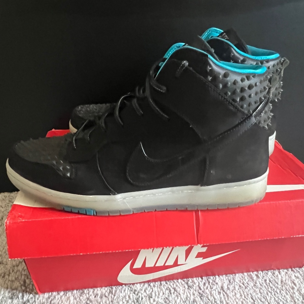 Nike Dunks Prisms As Qs. Limited make